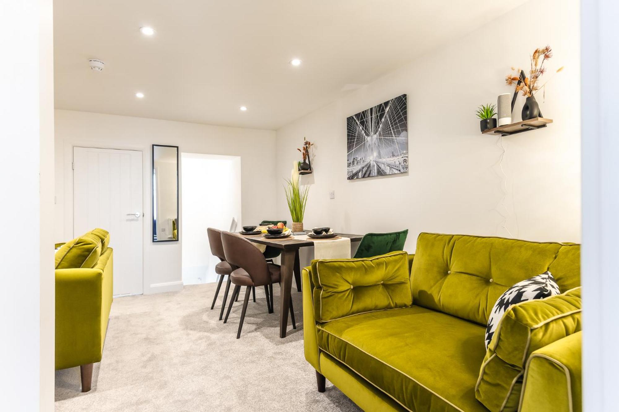 Cosy 2-Bed Apartment In Nettleham Lincoln Exterior photo