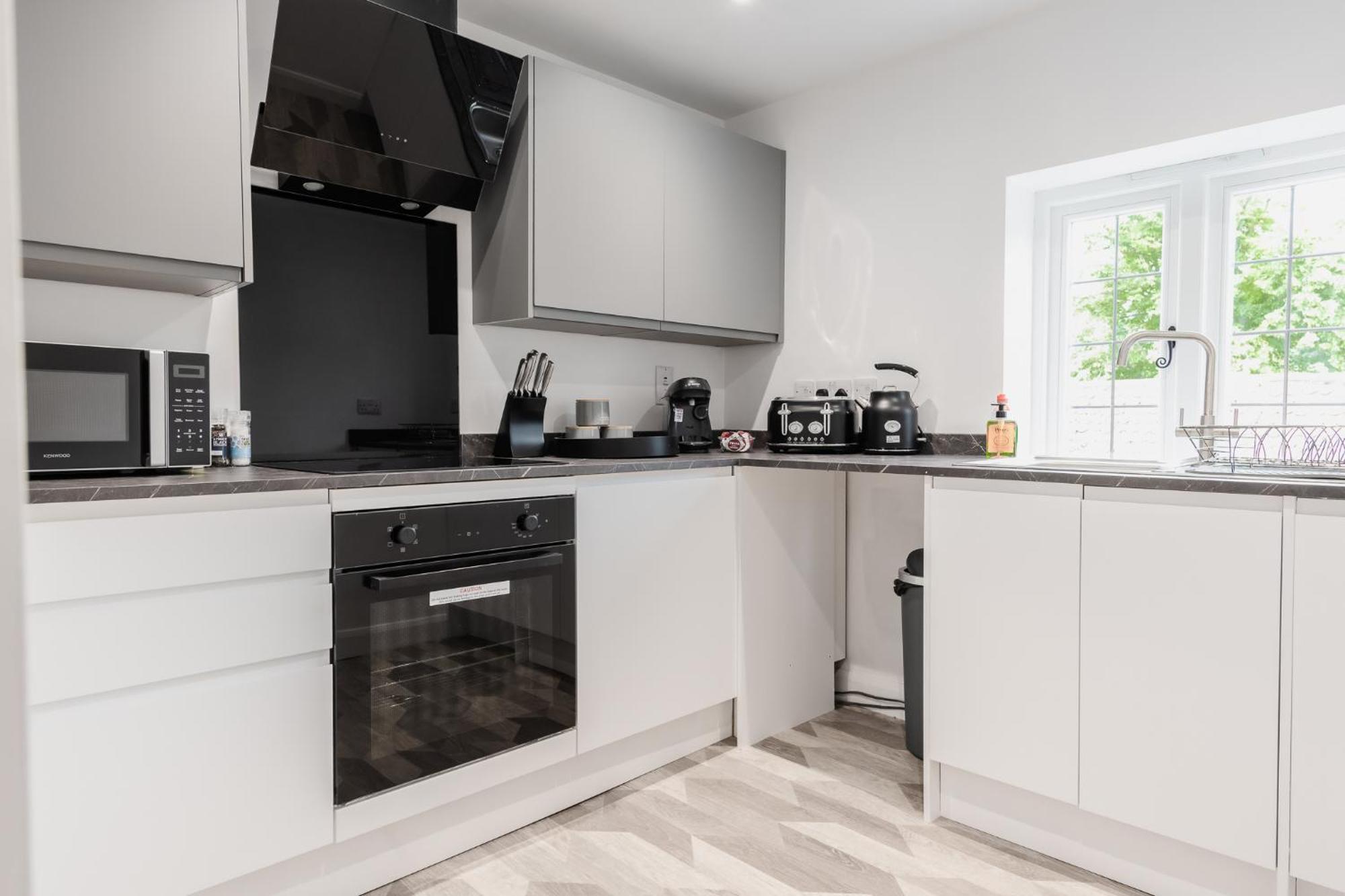 Cosy 2-Bed Apartment In Nettleham Lincoln Exterior photo